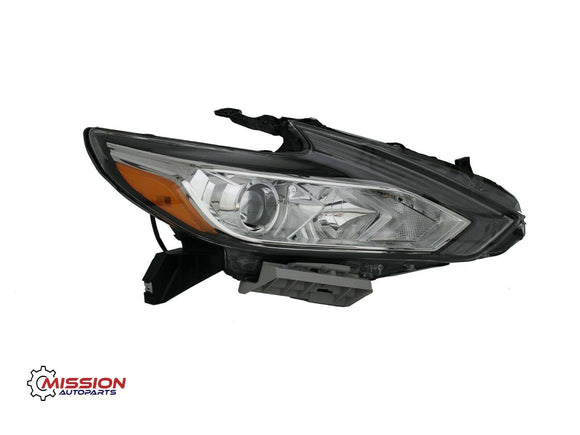 For 2016 2017 2018 Nissan Altima Headlight Halogen Chrome w/Bulbs Right W/O LED