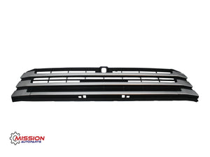 For 2017 2018 2019 Toyota Highlander Lower Grill Assembly Silver with Tow Cover